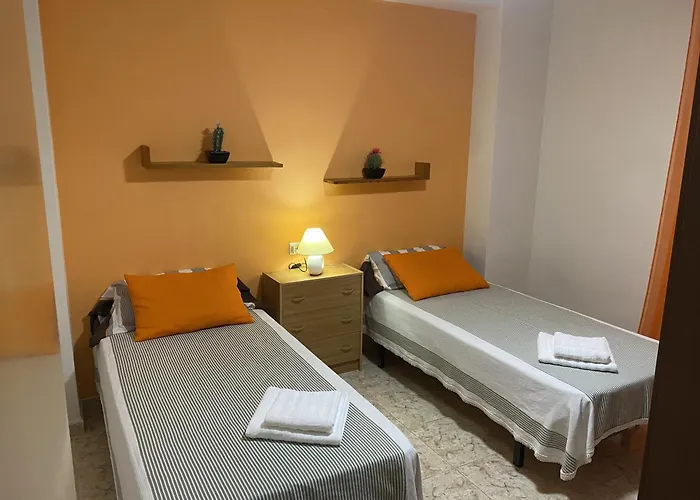 Beachfront And Cozy Cullera