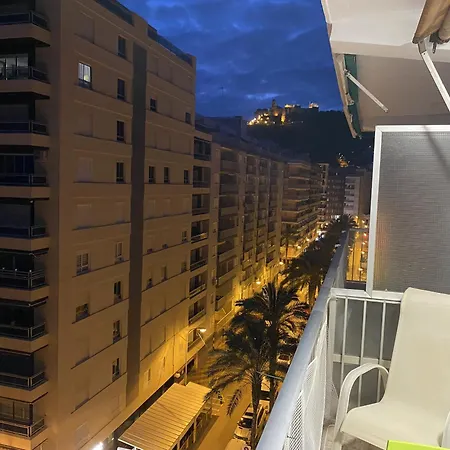 Beachfront And Cozy Apartman *