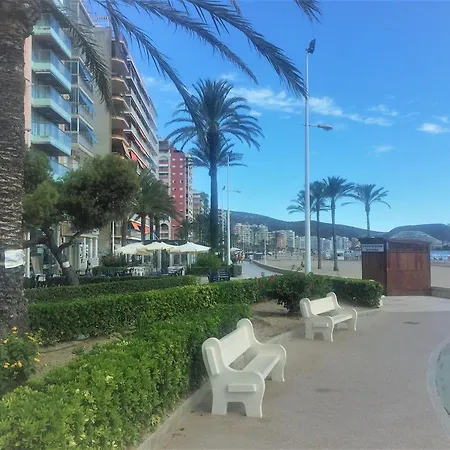 Beachfront And Cozy Cullera